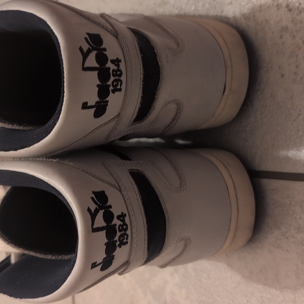 Diadora Mi Basket Used Sneakers - Size 9 - Picture 3 of 4